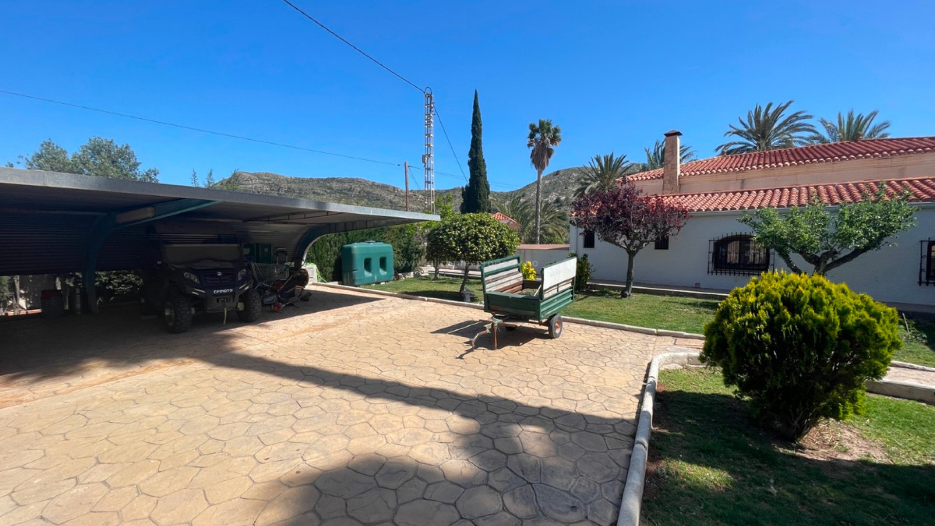 Casa de campo en Elda Centro