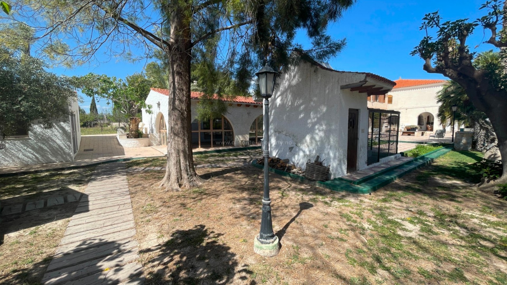 Casa de campo en Elda Centro