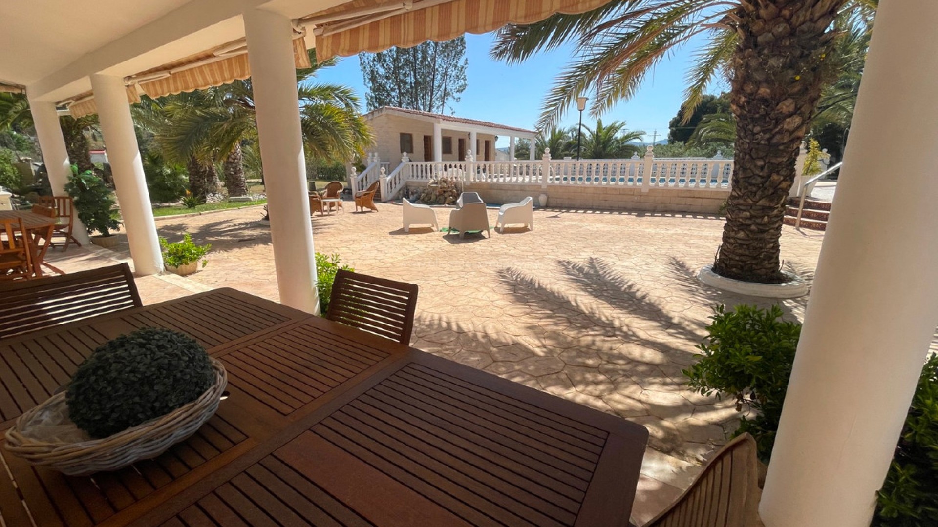 Casa de campo en Elda Centro