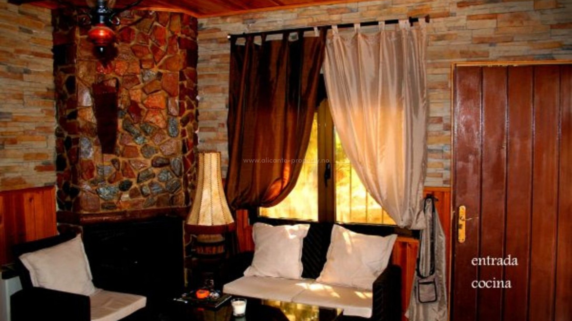 Casa de campo en Gea y Truyols