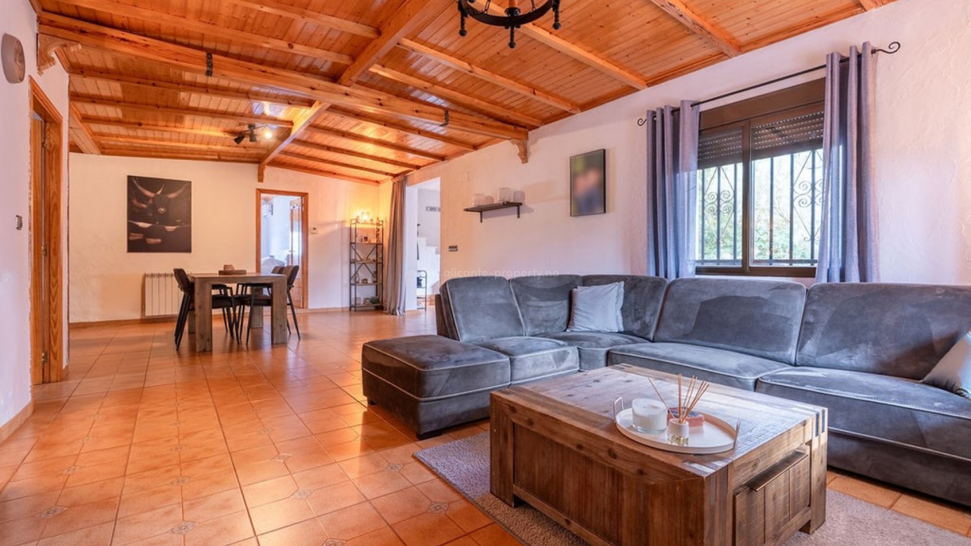 Casa de campo en Hondón de las Nieves Centro