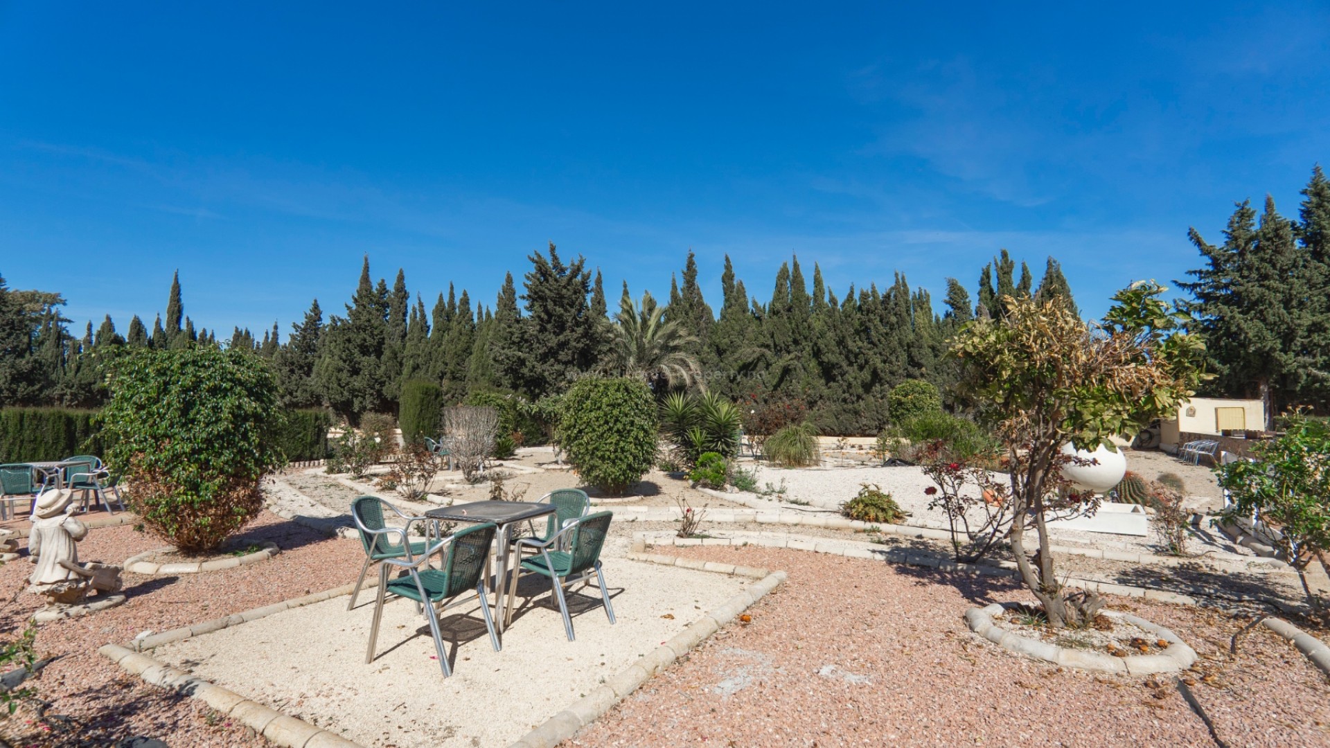 Casa de campo en Los Montesinos