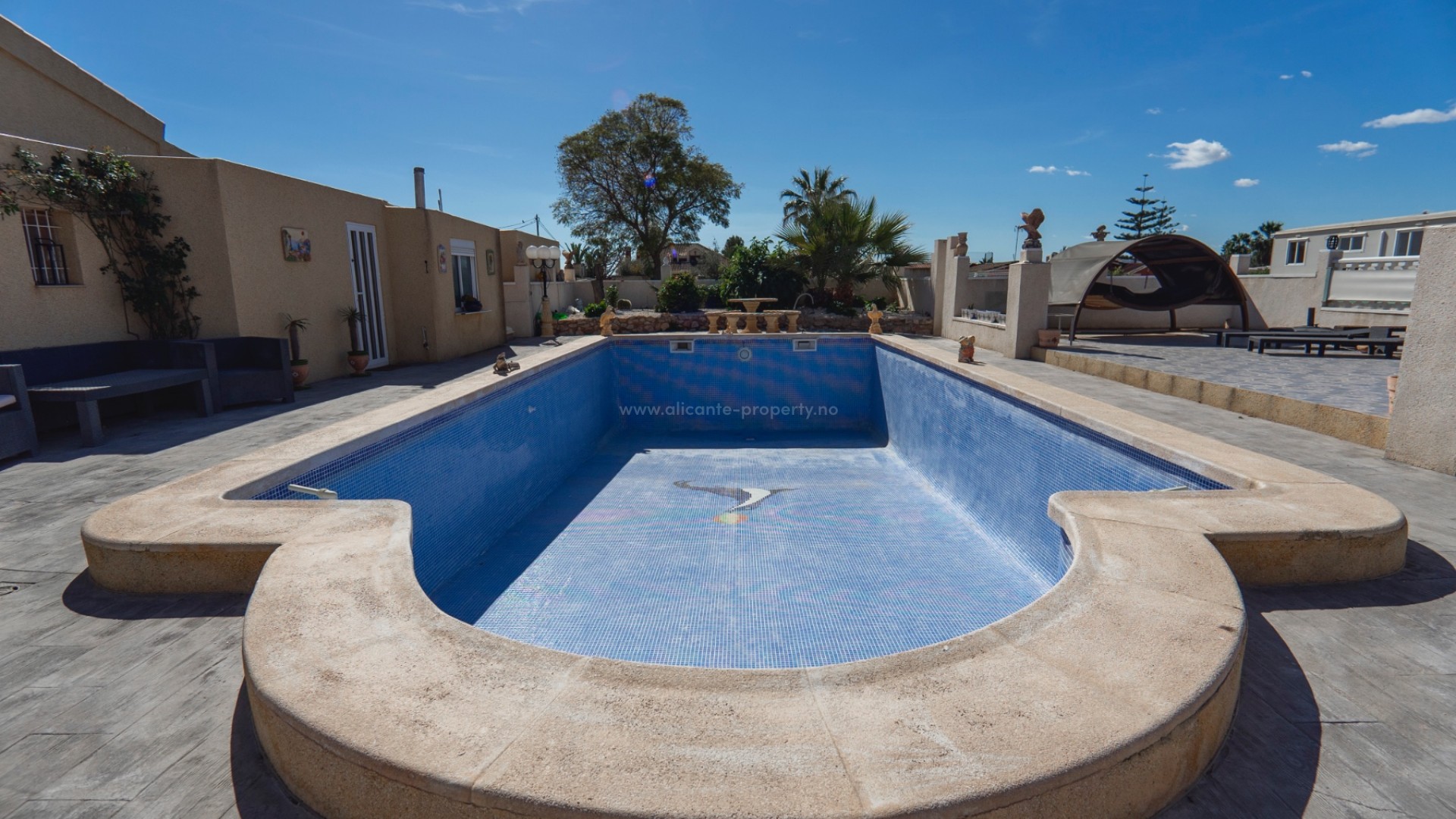 Casa de campo en Los Montesinos