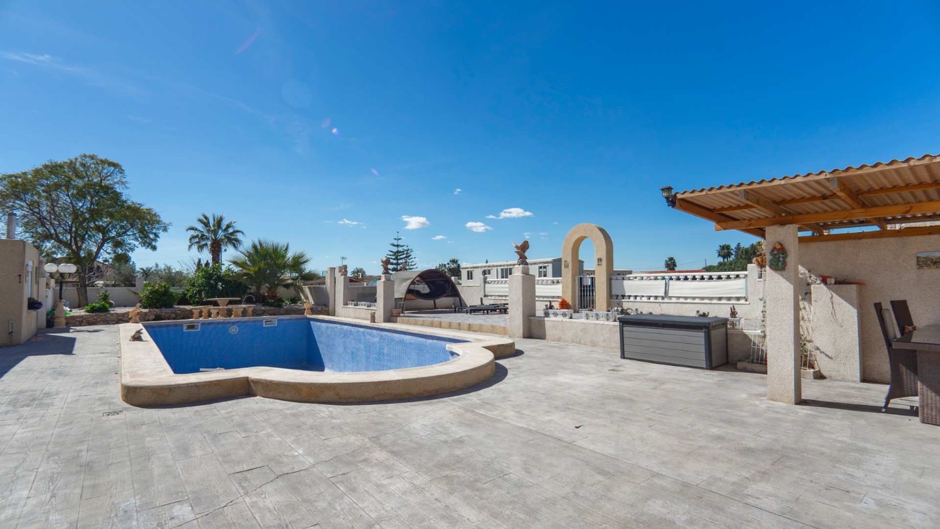 Casa de campo en Los Montesinos