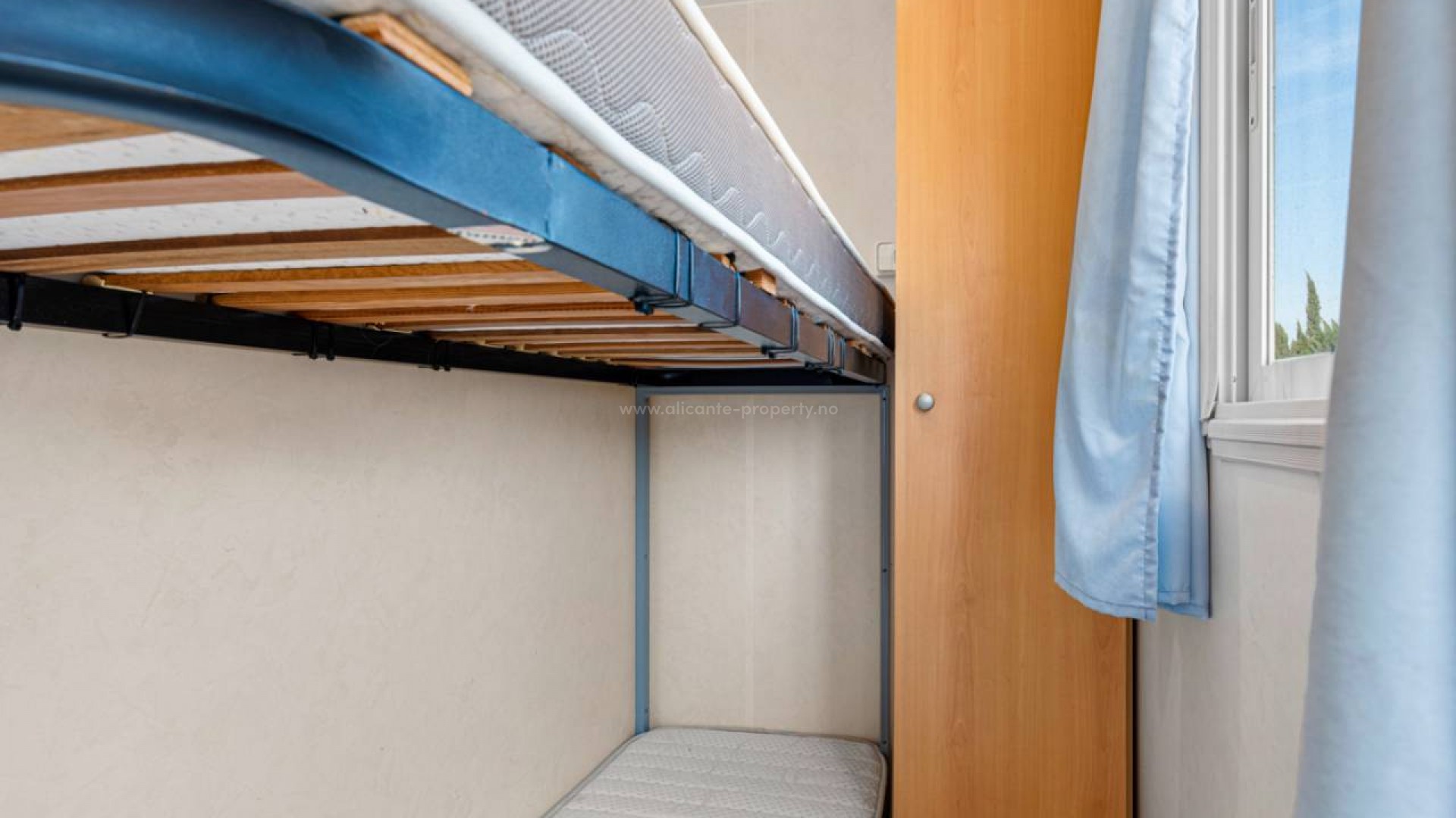 Casa de campo en Los Montesinos