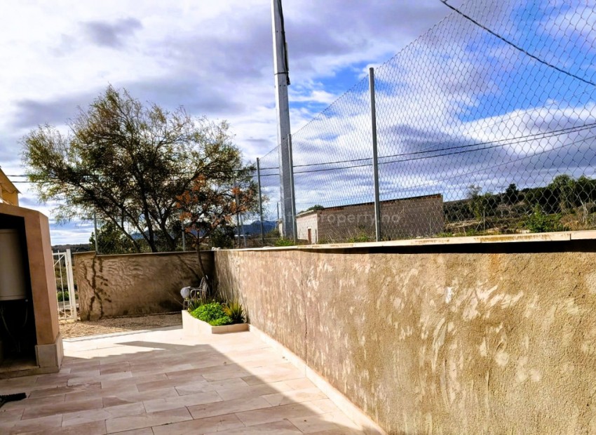 Casa de campo en Novelda Centro