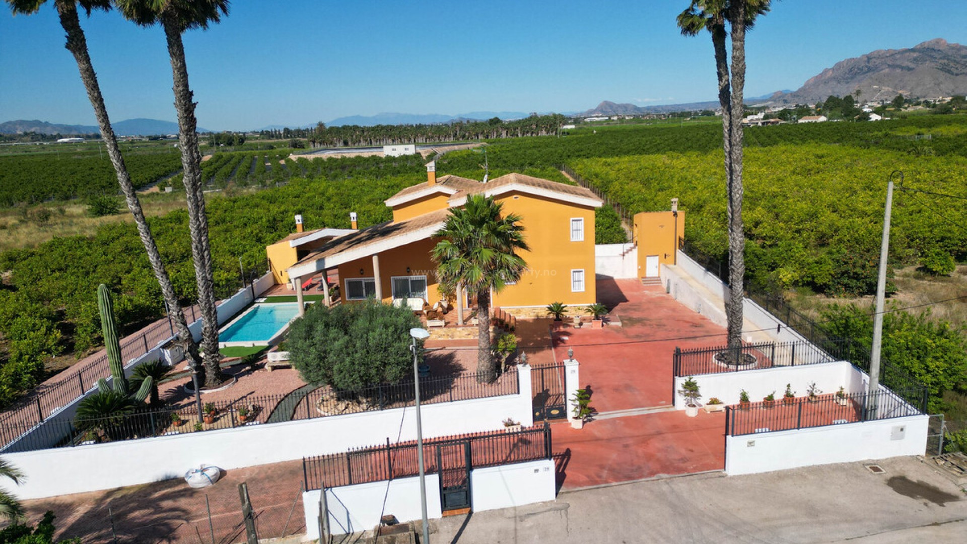Casa de campo en Orihuela Centro