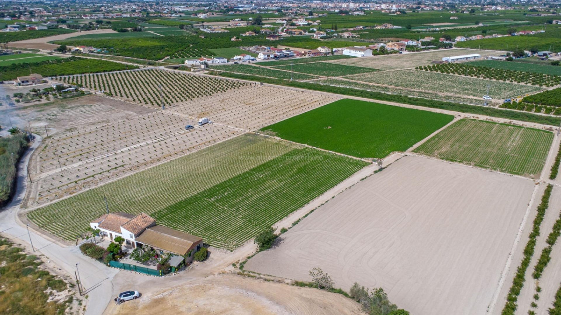 Casa de campo en Orihuela Centro
