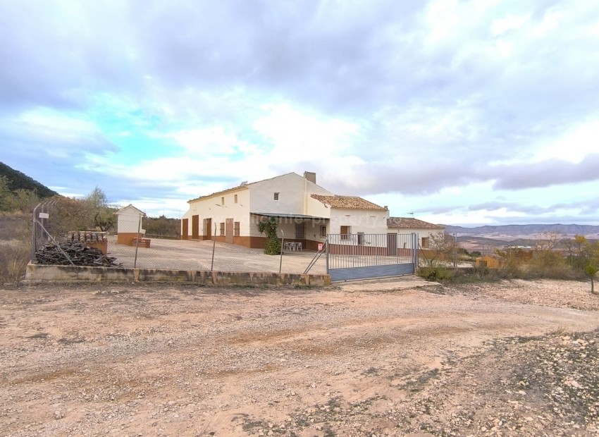 Casa de campo en Yecla Centro