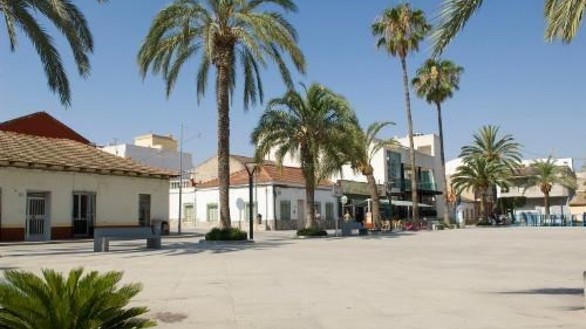 Casa de Pueblo en La finca Golf