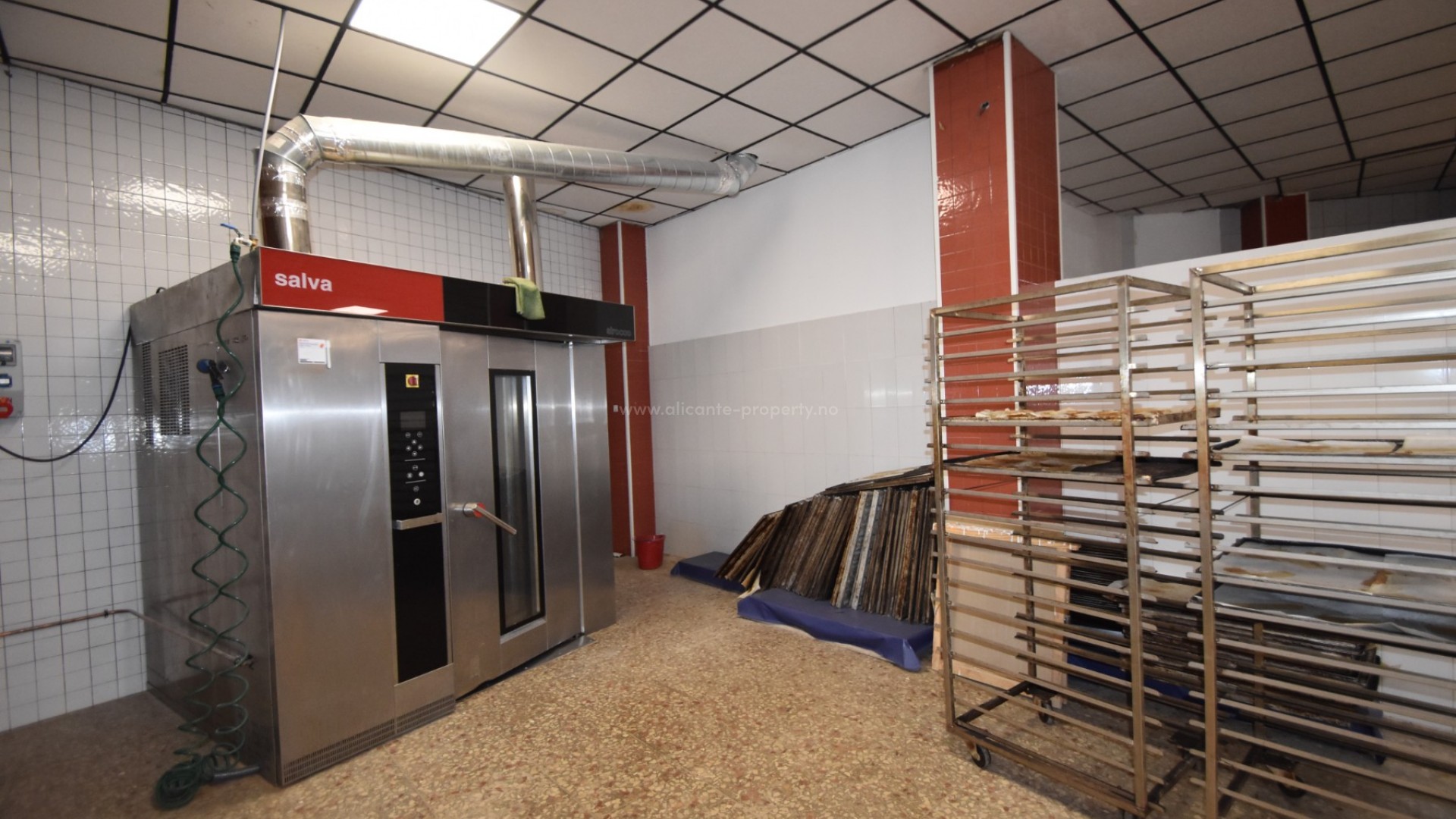 Comercial en Almoradí
