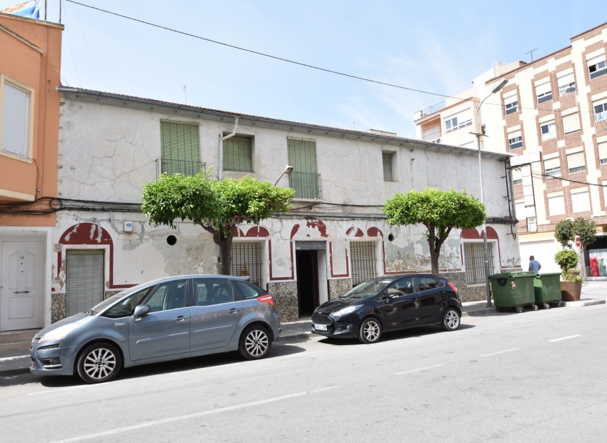 Commercial in Almoradí