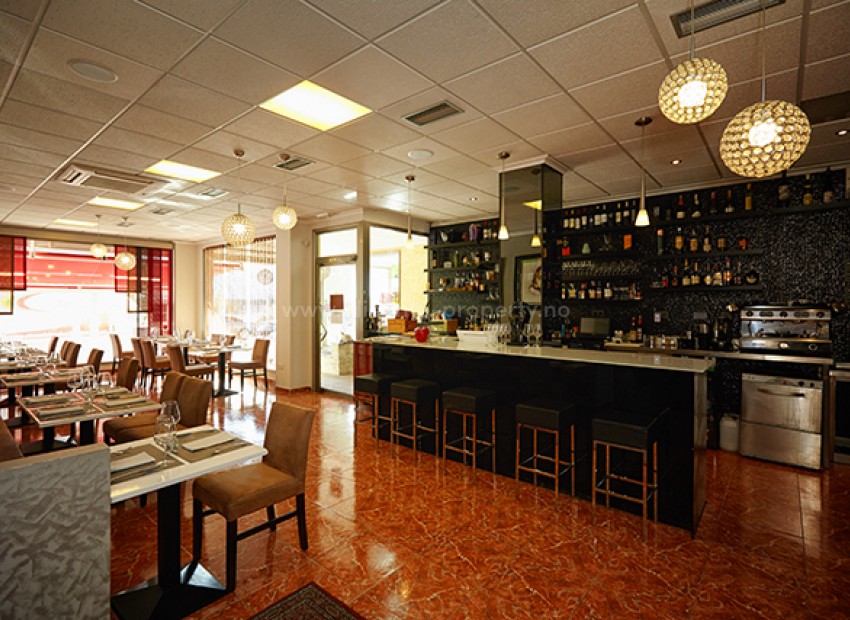 Commercial in Benijofar