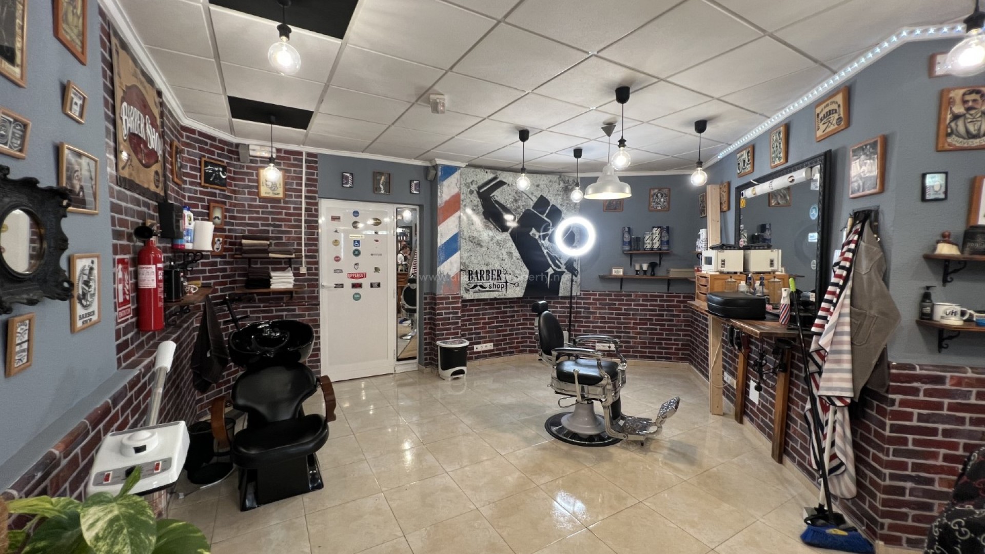 Commercial in Guardamar del Segura