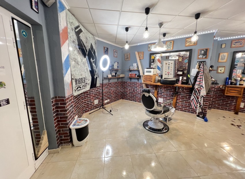 Commercial in Guardamar del Segura