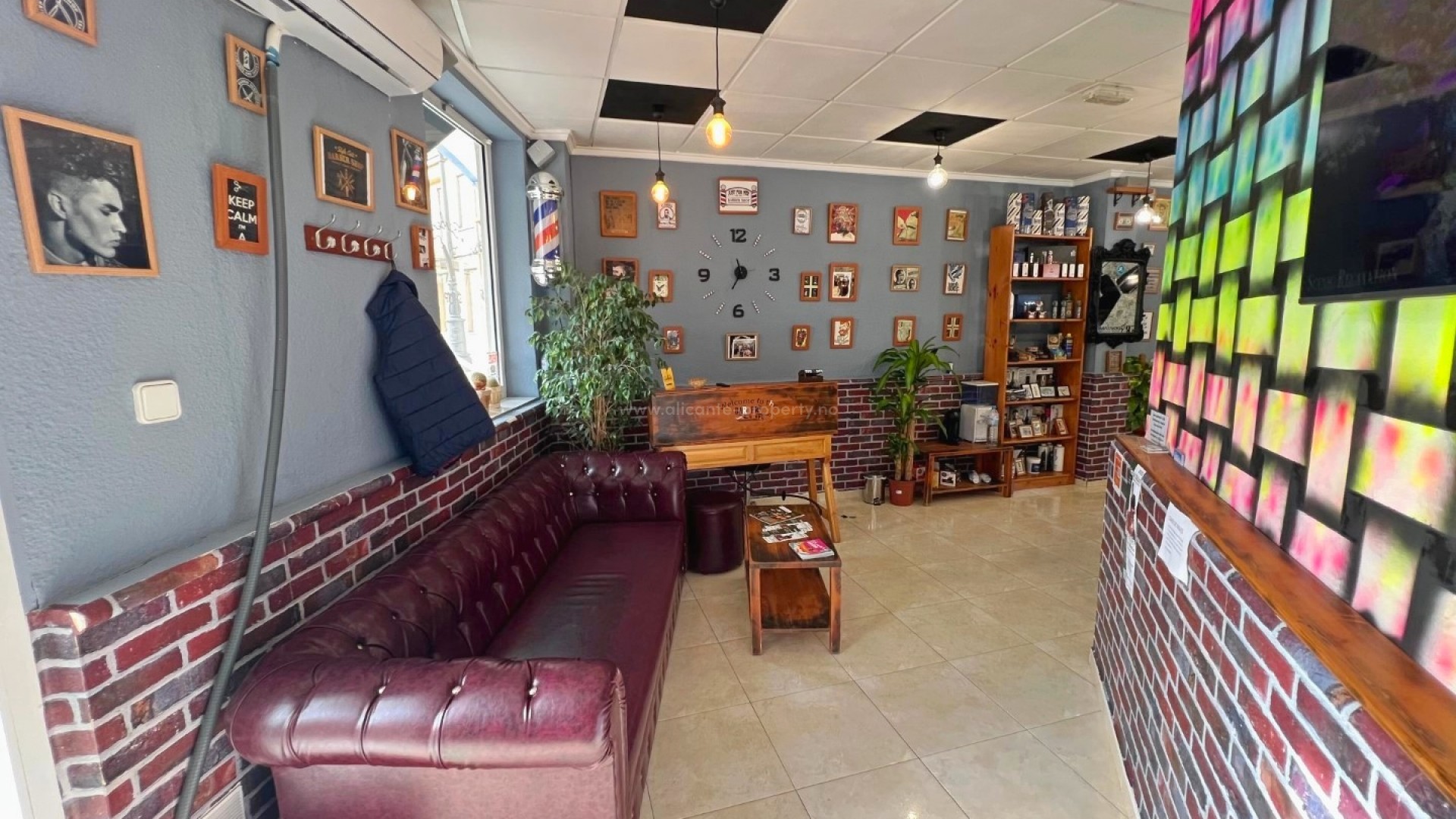 Commercial in Guardamar del Segura