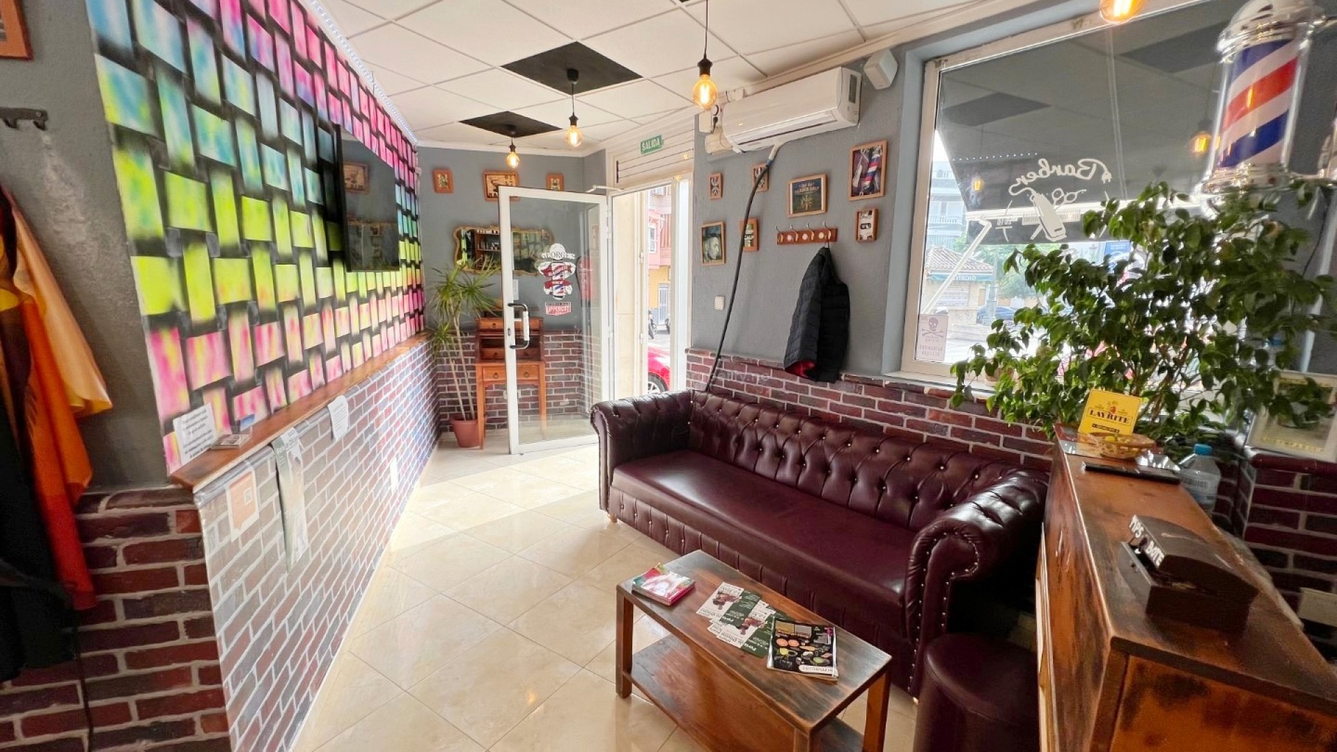 Commercial in Guardamar del Segura