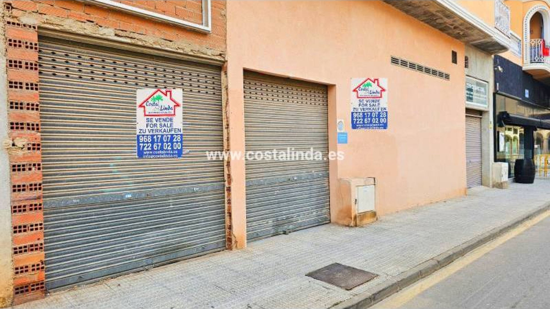 Commercial in Los Alcazares