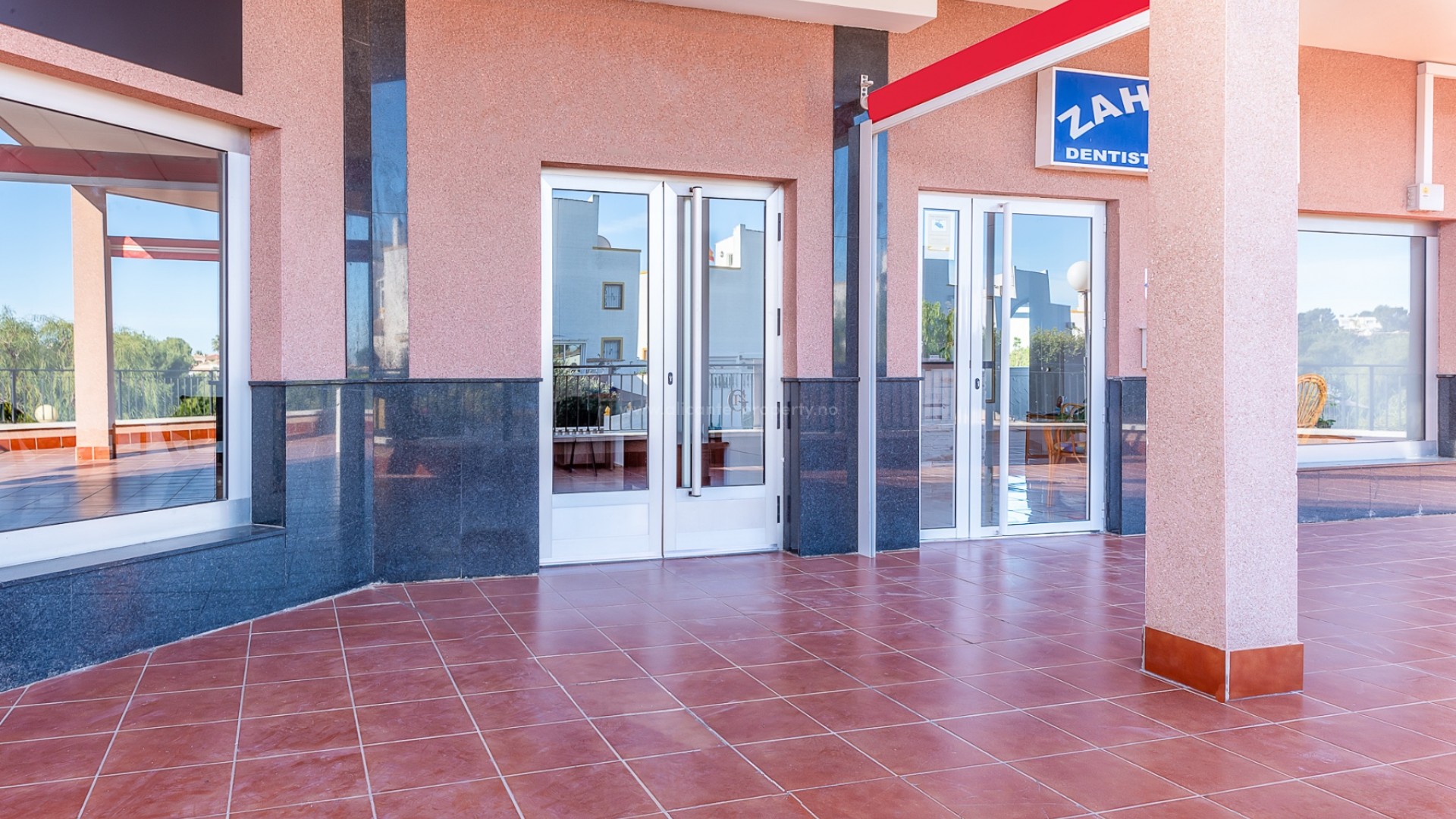 Commercial in Orihuela Costa