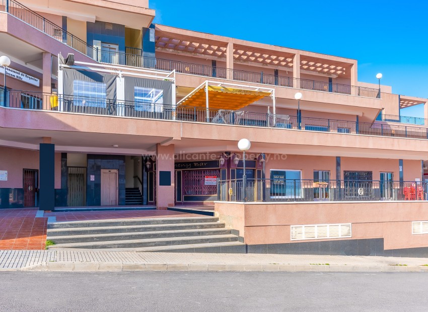 Commercial in Orihuela Costa