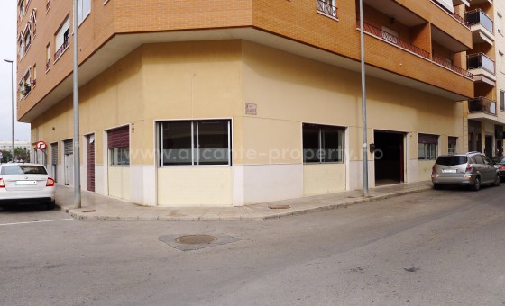 Commercial - Resale - Almoradí - BR-52633