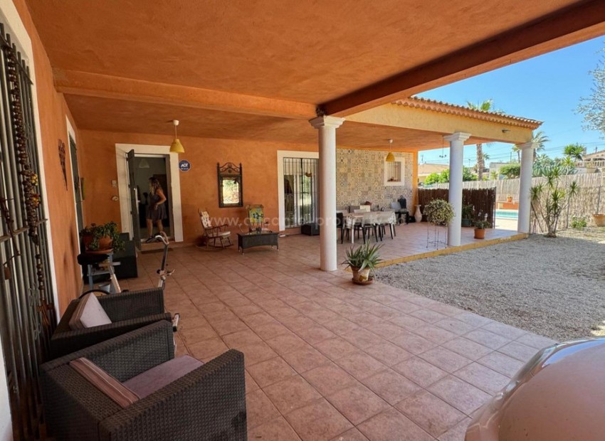 Country House in Albatera Centro