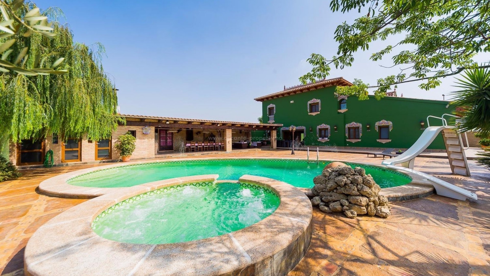 Country House in Almoradi Centro