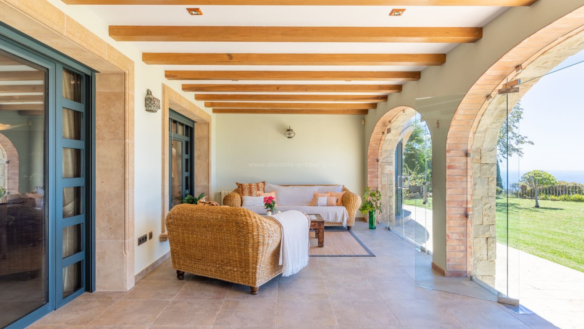 Country House in Benimarco