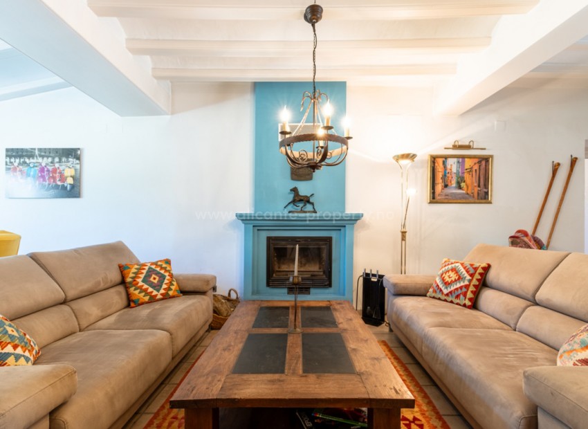 Country House in Canor