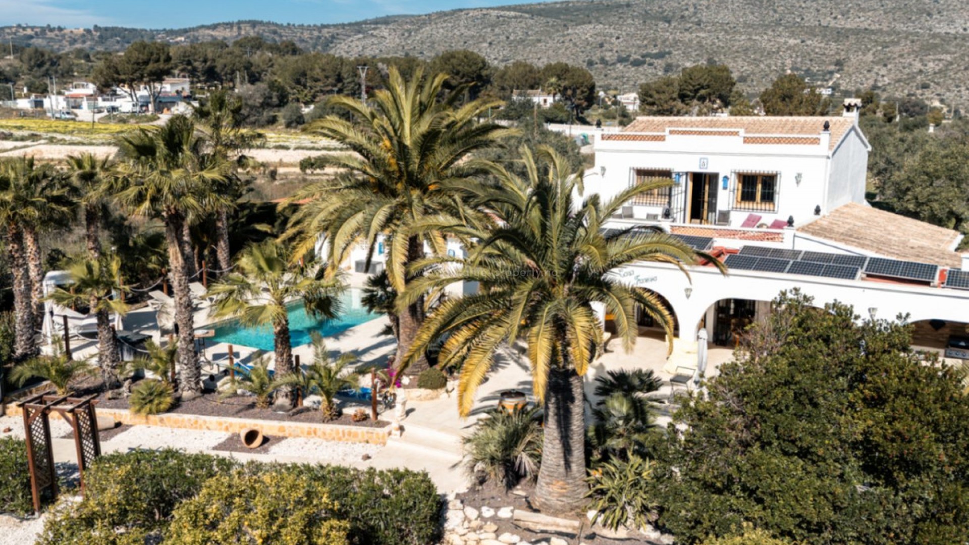 Country House in Canor