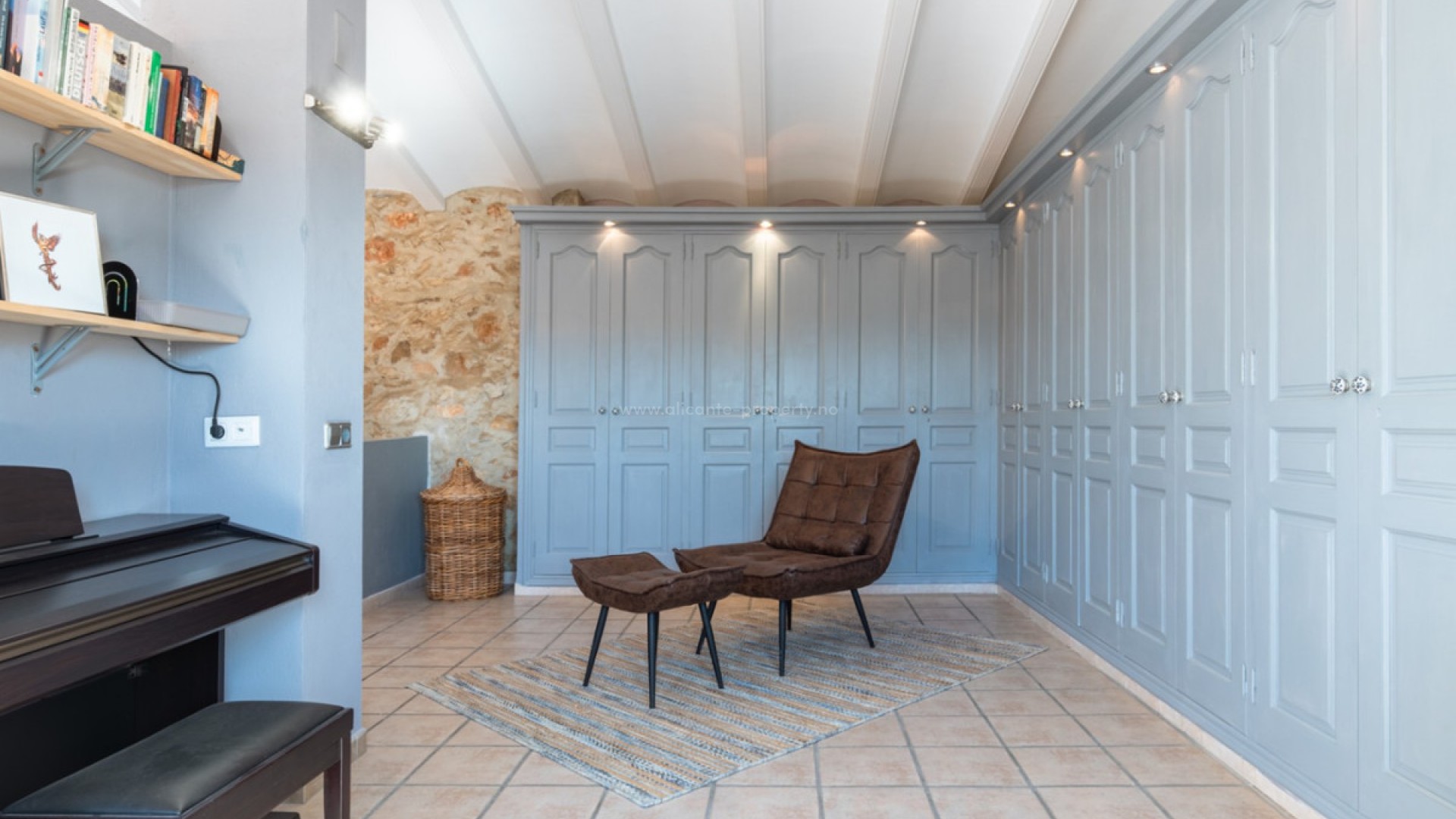 Country House in Canor