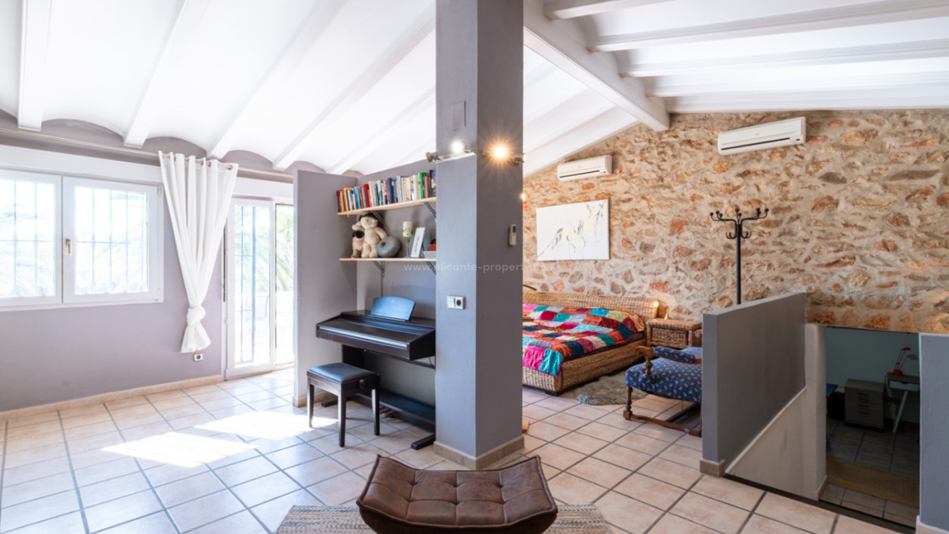 Country House in Canor