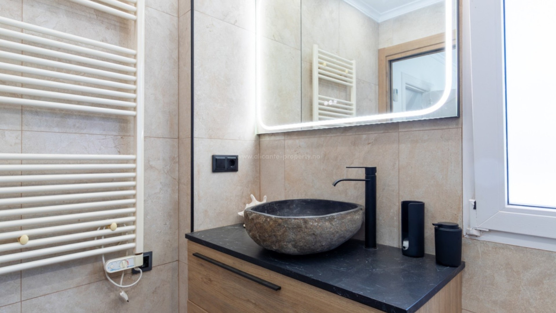 Country House in Canor