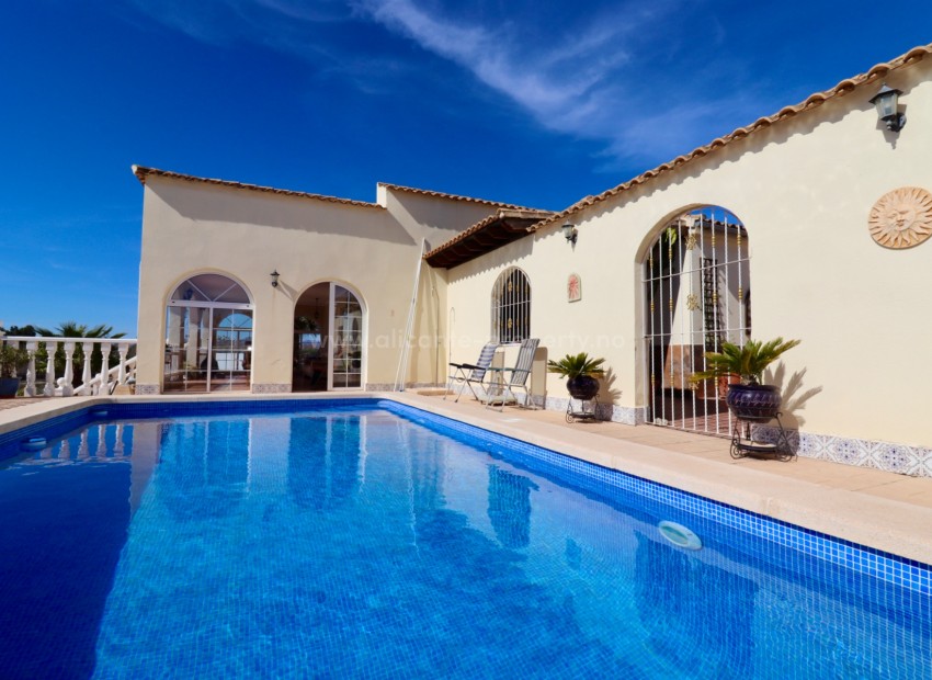 Country House in Catral