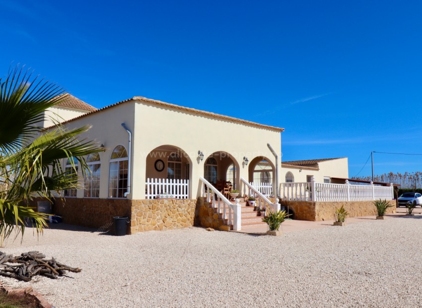 Country House in Catral