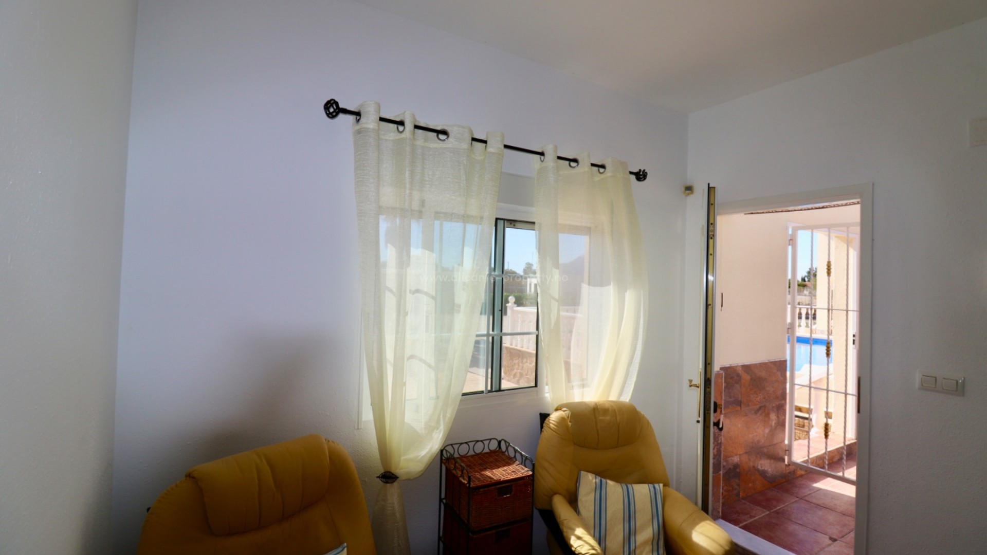 Country House in Catral