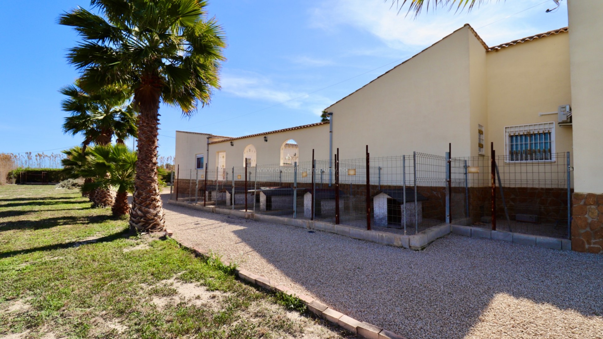 Country House in Catral