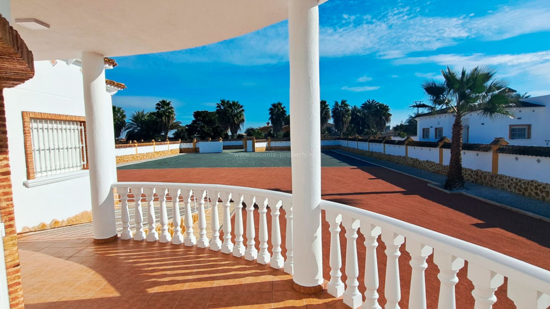 Country House in Catral