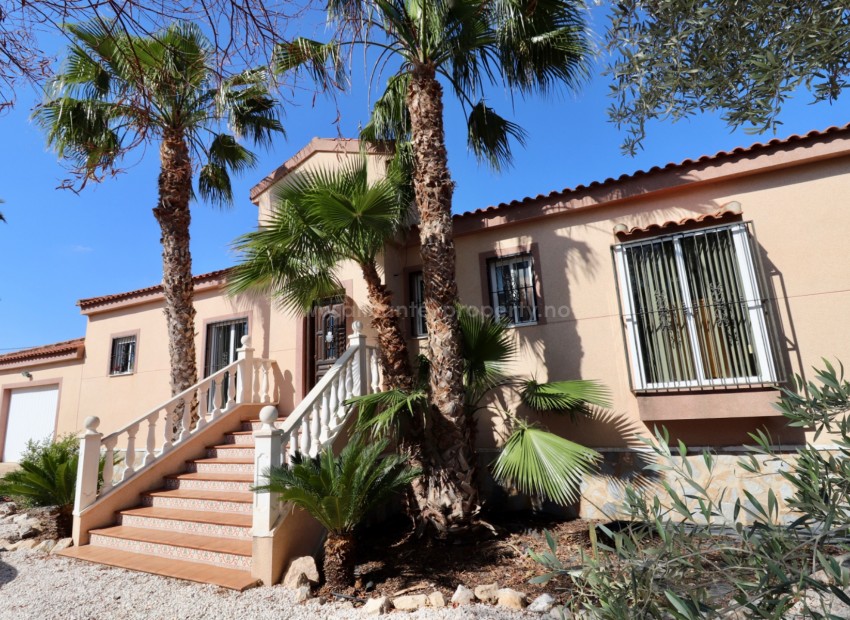 Country House in Catral