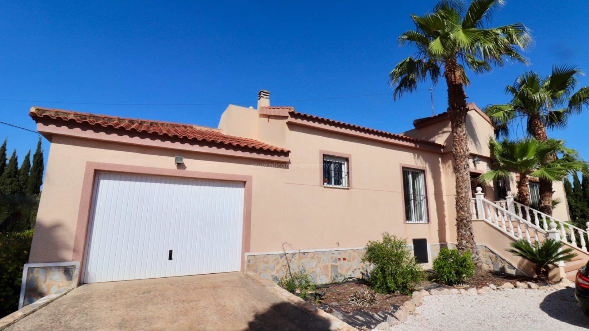 Country House in Catral