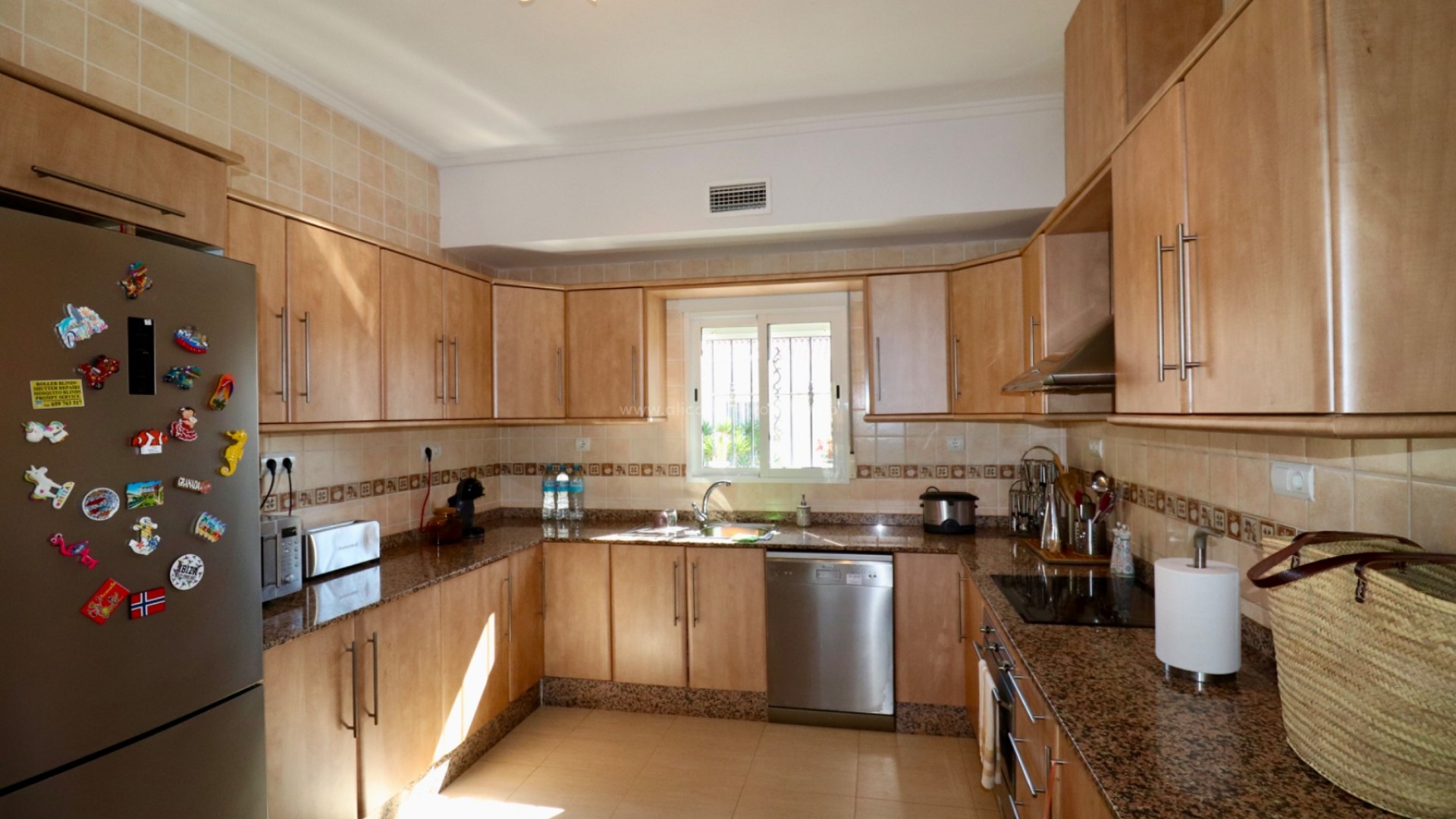 Country House in Catral