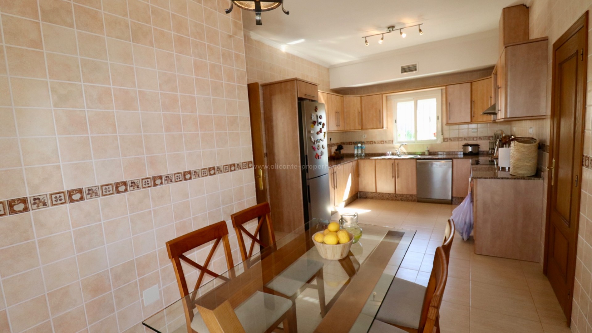 Country House in Catral