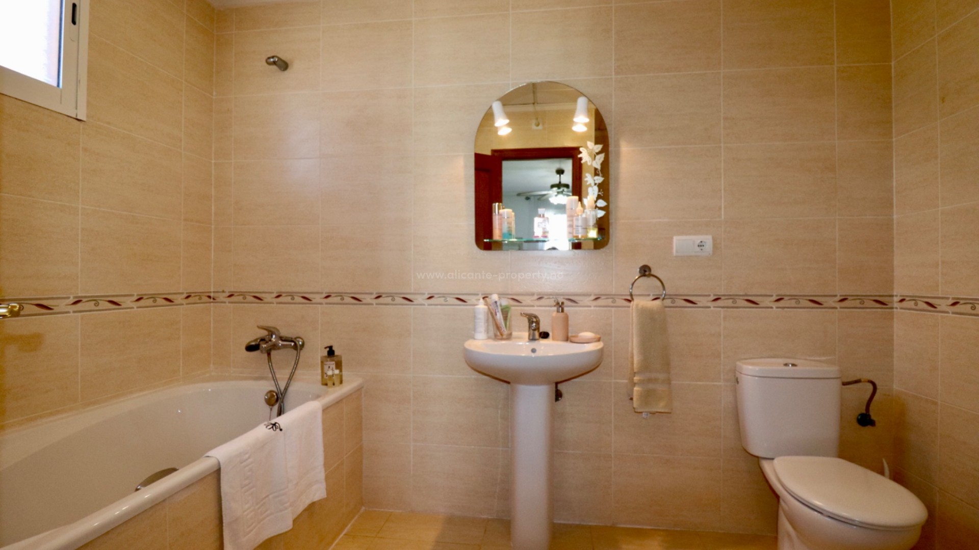 Country House in Catral