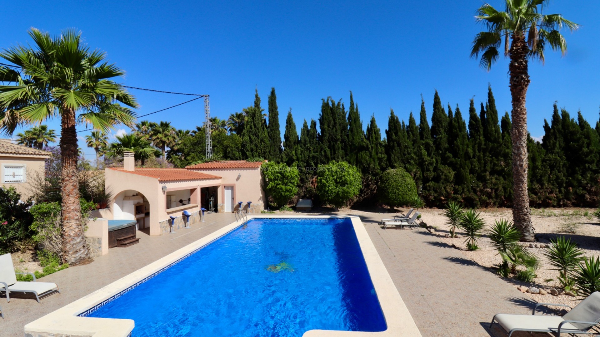 Country House in Catral