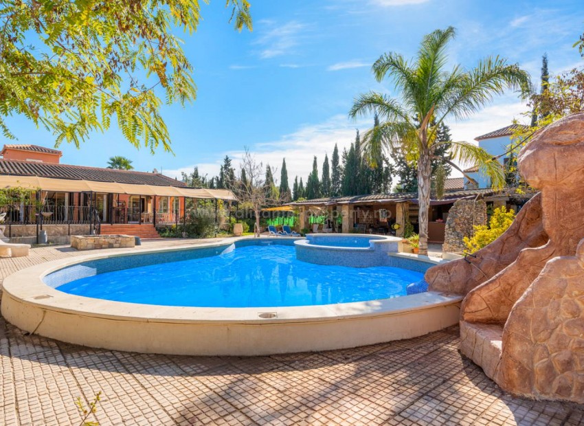 Country House in Catral