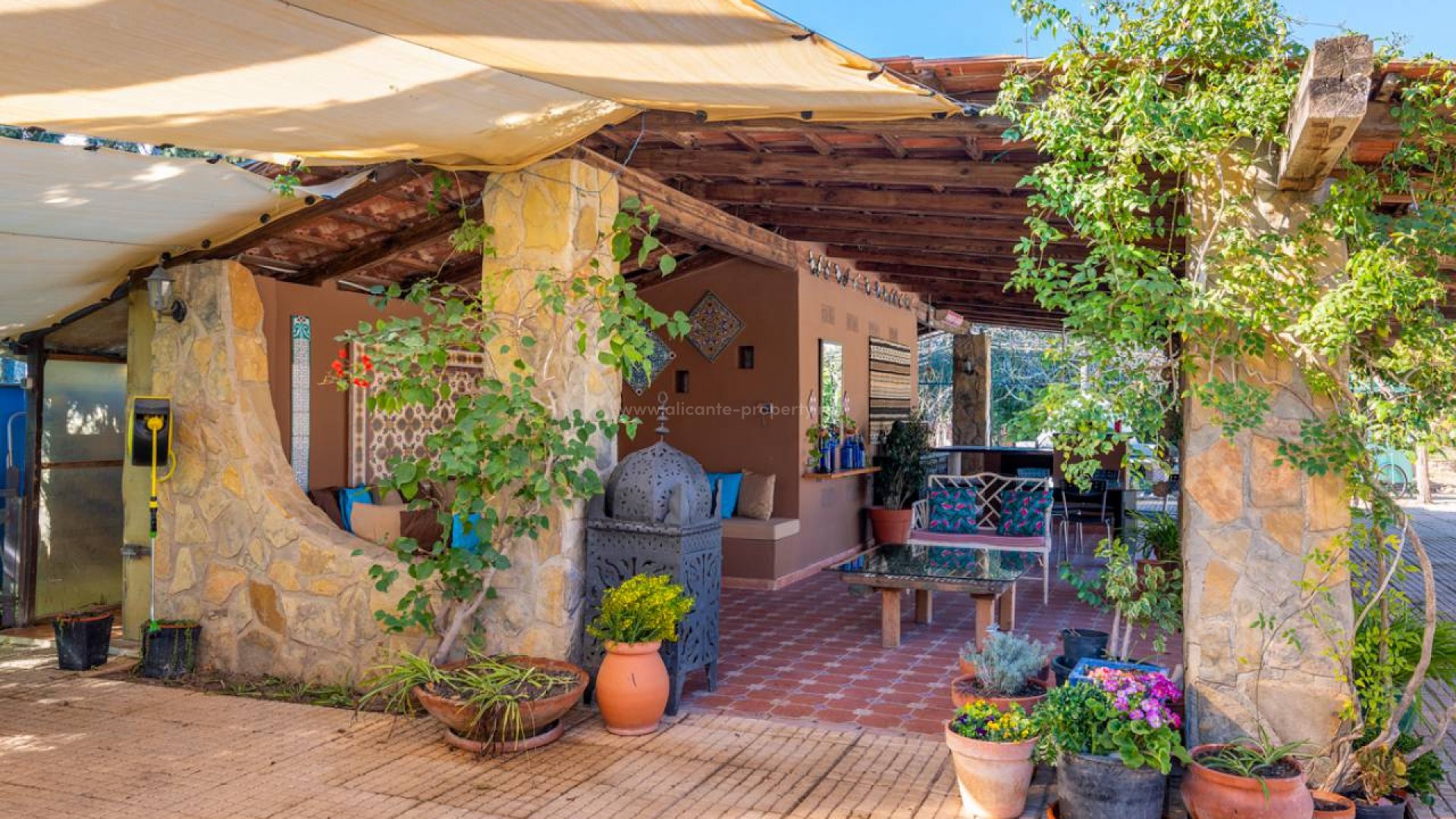 Country House in Catral