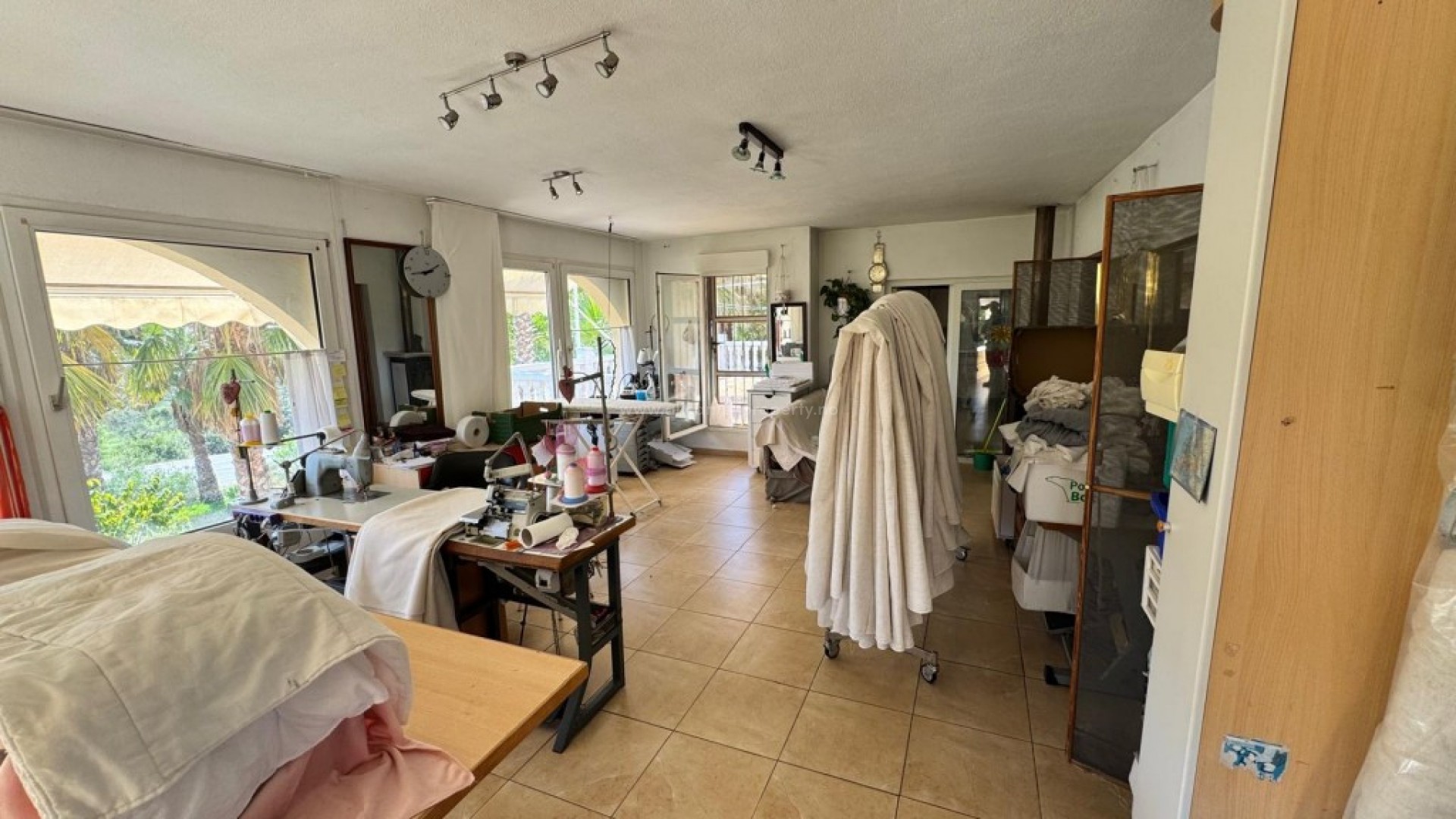 Country House in Cautivador