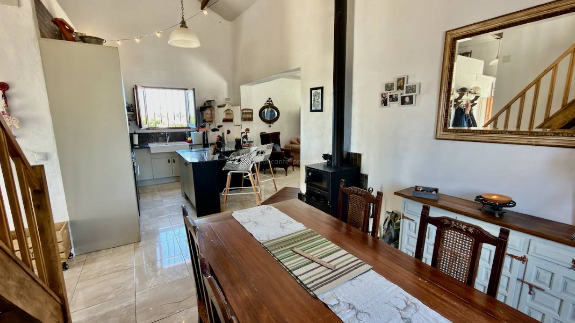 Country House in Dolores