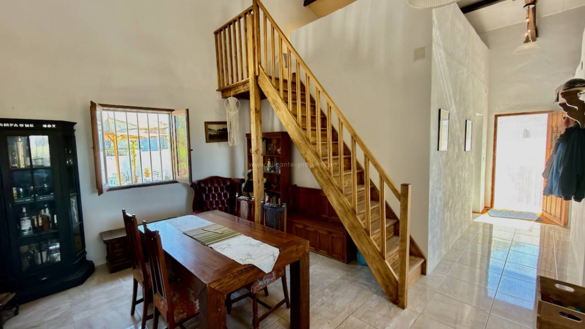 Country House in Dolores