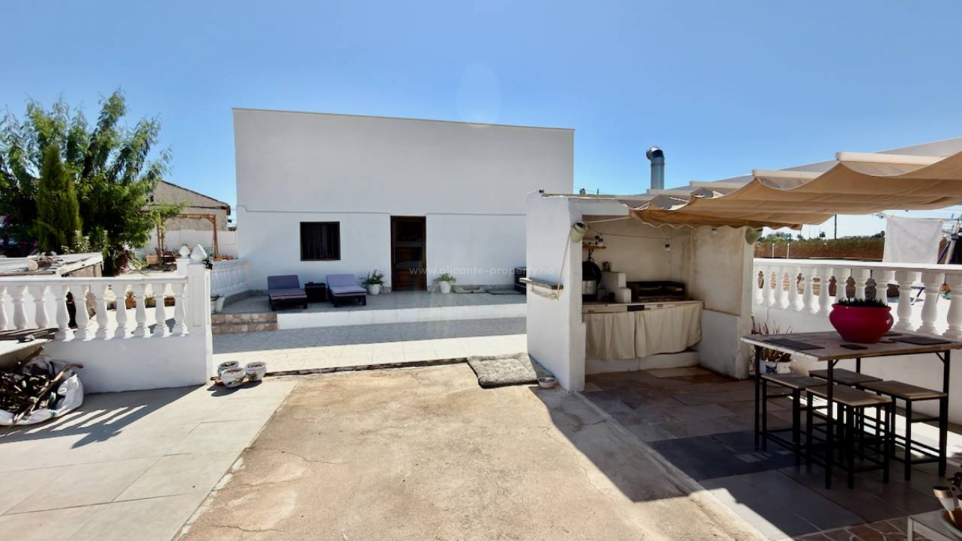 Country House in Dolores
